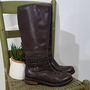 Bussola Prague Knee High Boots